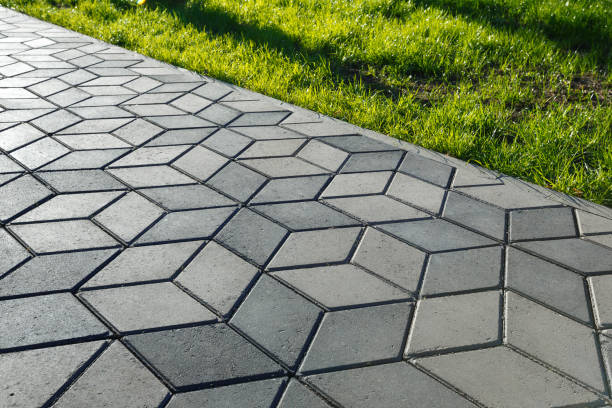 Best Driveway Pavers Near Me  in Bath, MI