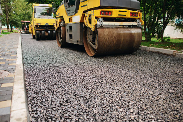 Best Local Driveway Pavers  in Bath, MI